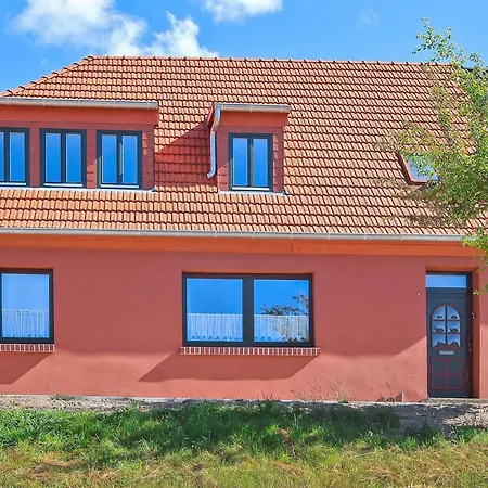 Ferienwohnung Malchow דירה *